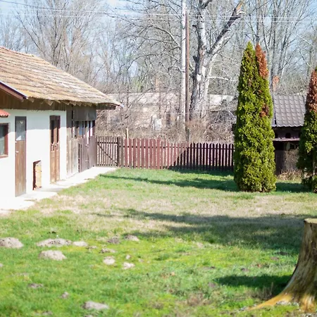 Flora Villa *