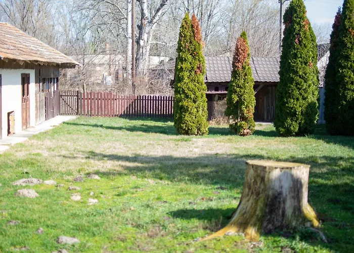 Villa Flora Kiskunmajsa
